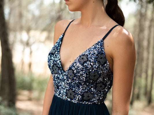 Vestido Largo Maxi Bordado a Mano Escote en V