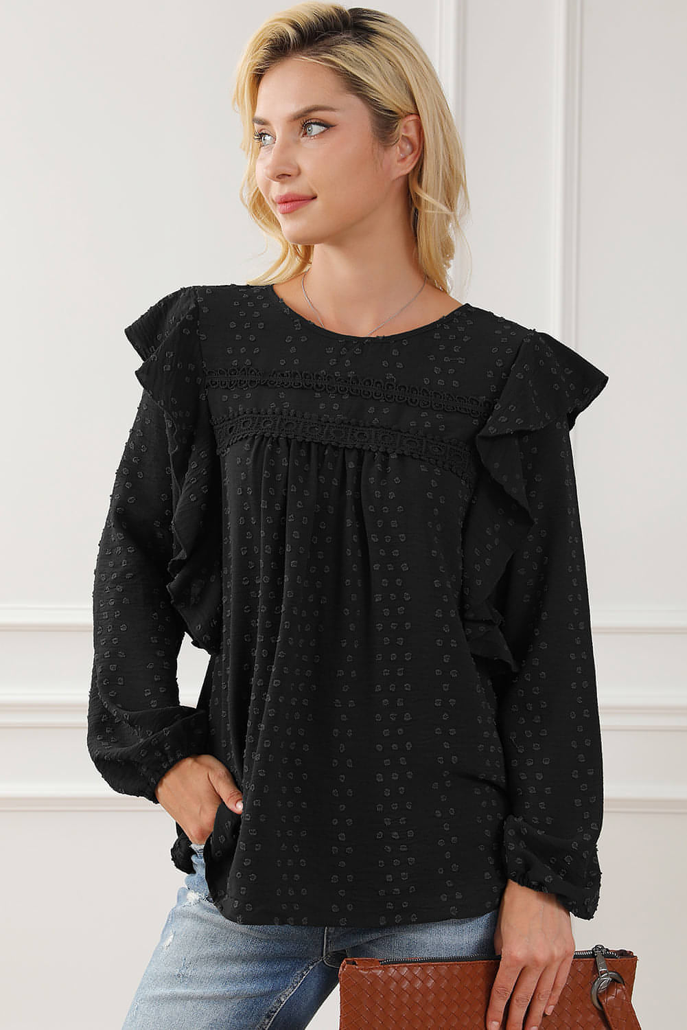 Blusa Manga Larga Encaje y Volantes en Hombros
