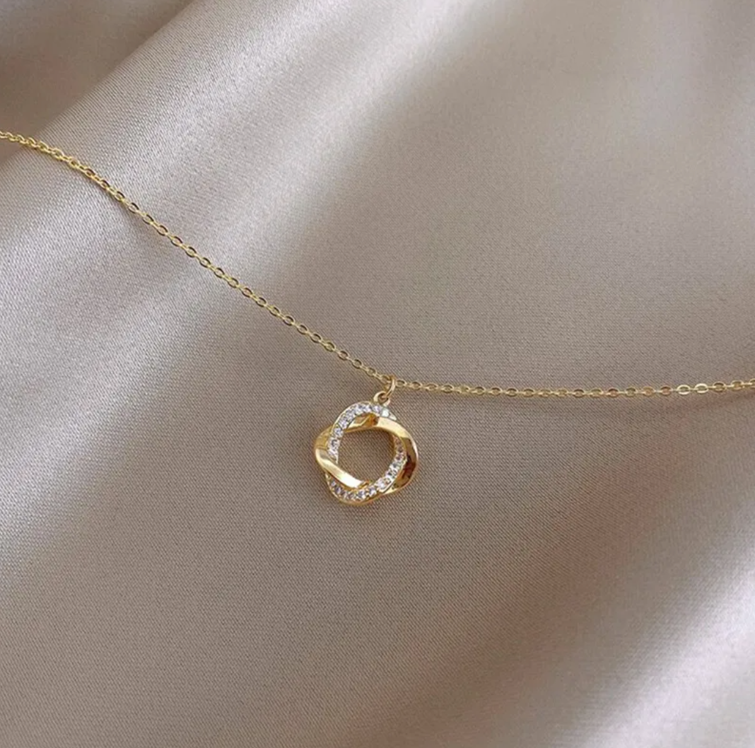 Collar Cadena de Clavícula Minimalista Dorado