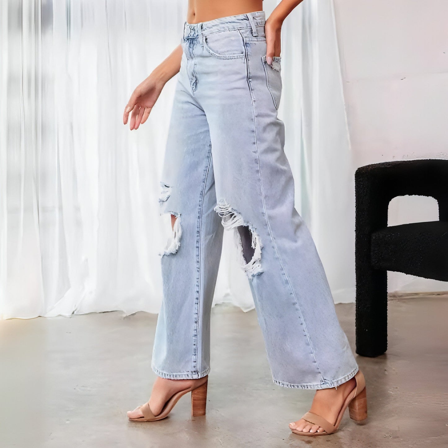 Jeans Slim Rotos con Abertura Lateral