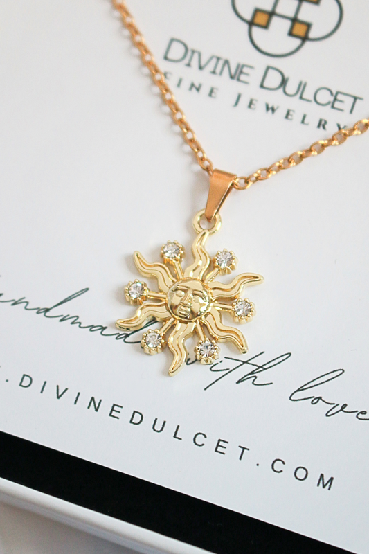 Collar Colgante Sol Zirconia Diamante — 24K