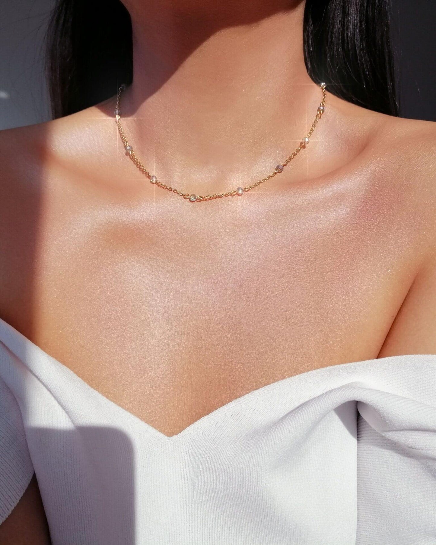 Collar Choker Artesanal Cristales Azul Cielo — 18K