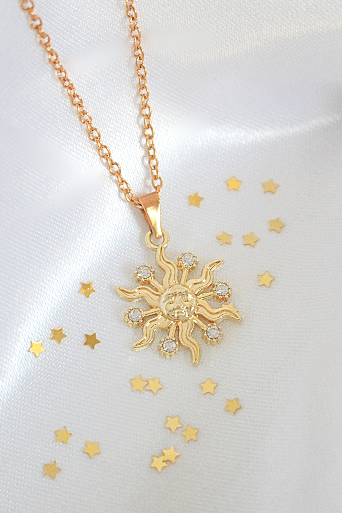 Collar Colgante Sol Zirconia Diamante — 24K