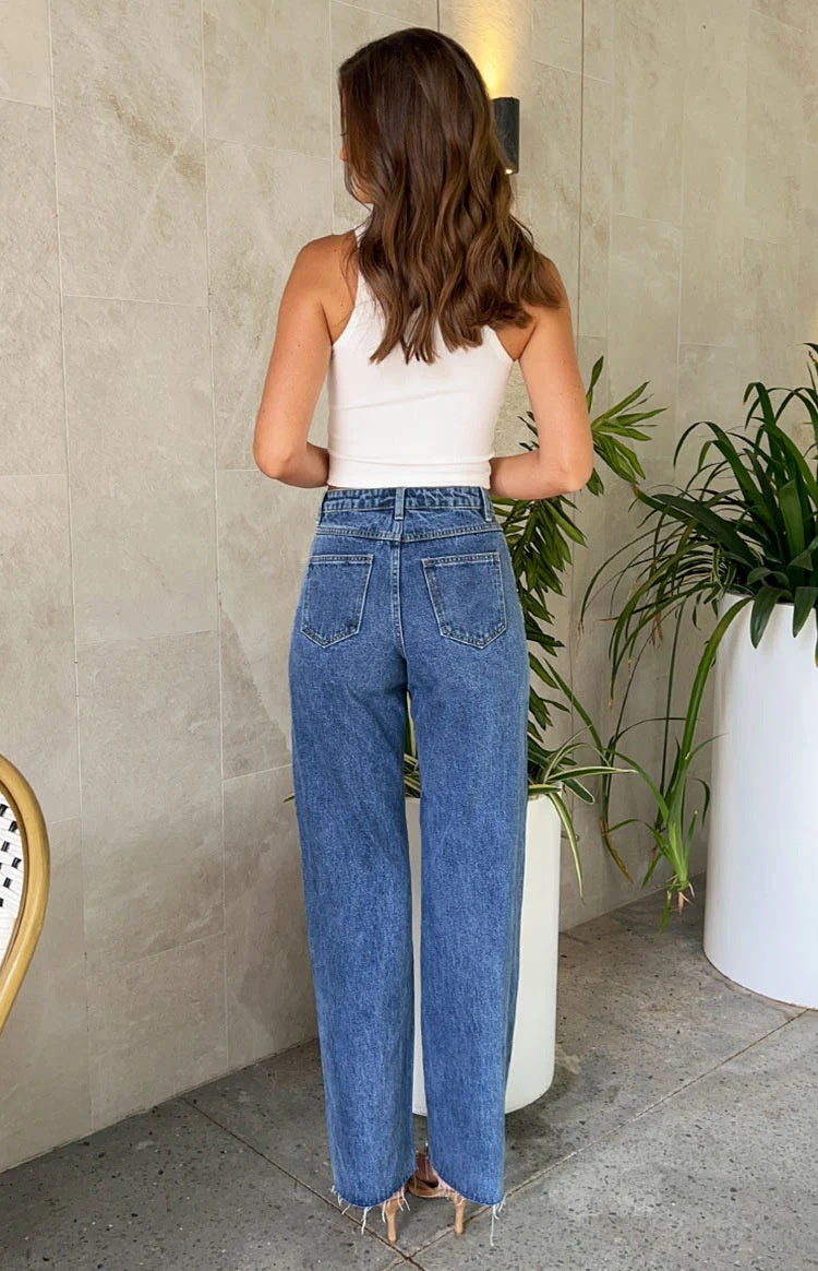 Jeans Cintura Oblicua con Detalle de Cuentas