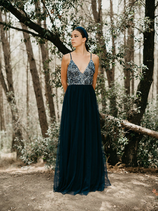 Vestido Largo Maxi Bordado a Mano Escote en V